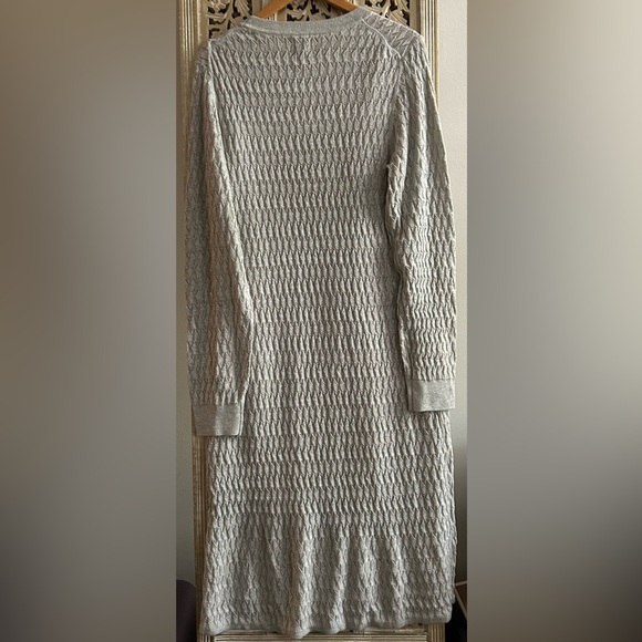 New Gap textured midi Heather gray silver crochet long sleeve sweater dress Fall - Picture 4 of 5